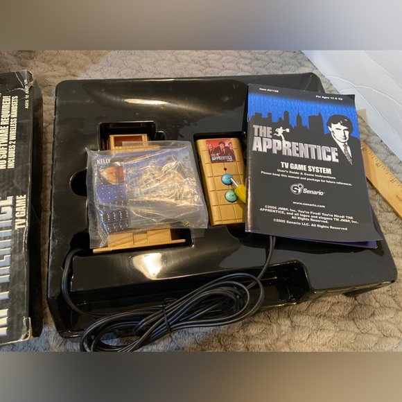 2005 The Apprentice TV Game System New Never Used - Picture 6 of 6